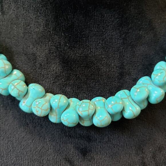 Womens Green Turquoise Sand Clock Shape Beaded Necklace Jewelry w/ Lobster Clasp - Picture 4 of 6